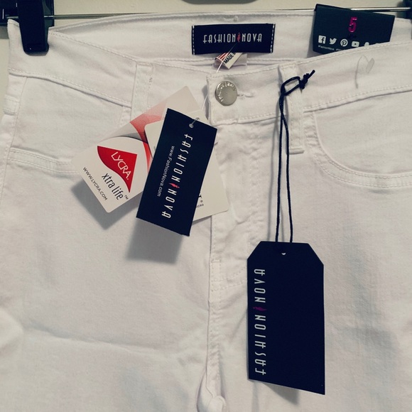 NWT - FASHION NOVA White Stretchy Pants - Picture 3 of 4